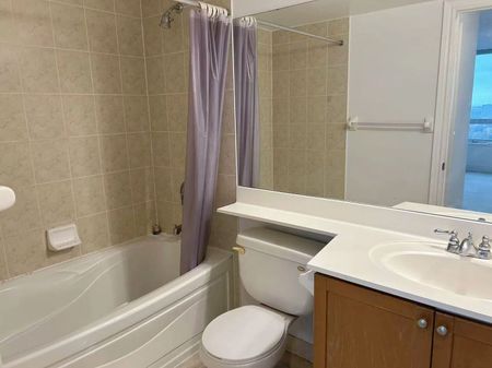 For Lease - 15 Greenview Avenue Unit# 2707, Toronto, Ontario - Photo 5