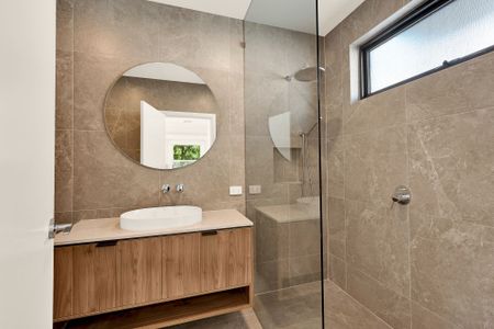 1330 High Street, Malvern VIC 3144 - House For Rent | Domain - Photo 3