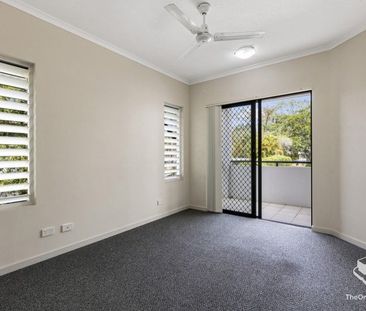 Inner City Duplex - 2 Bedroom + 2 Underground Car Parks! - Photo 1