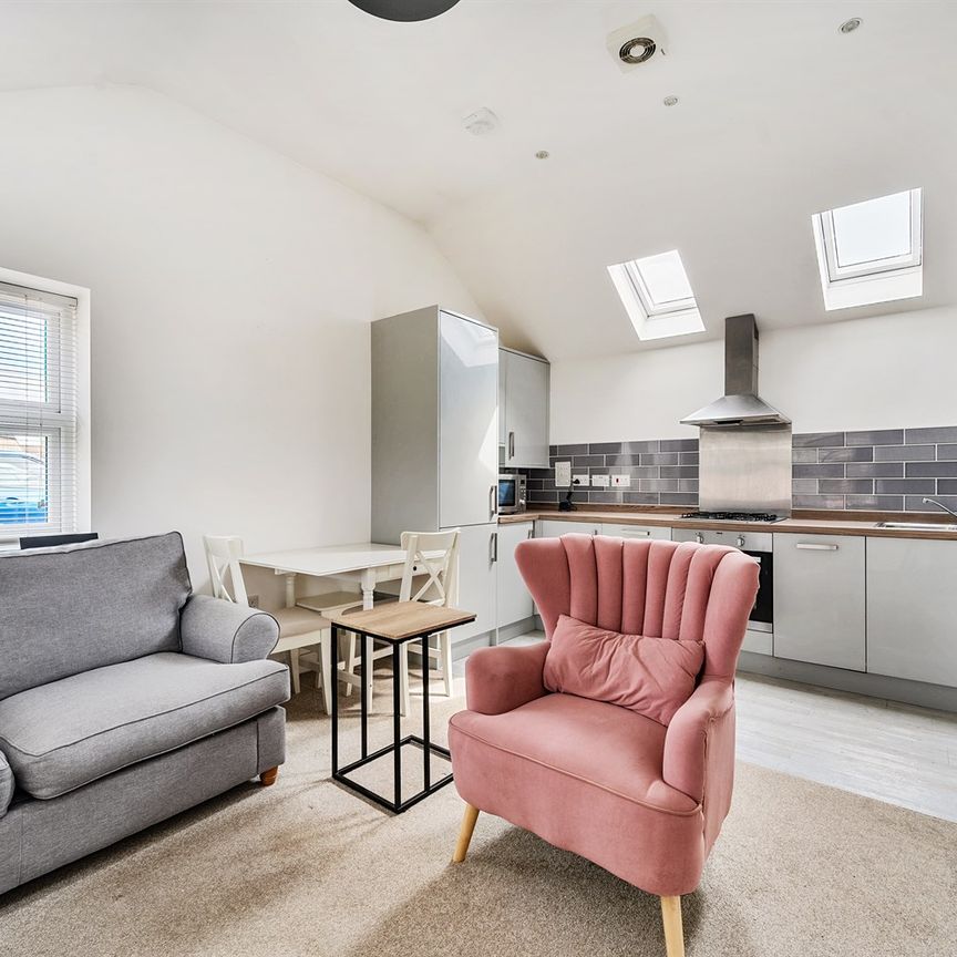 Aragon House, Reading, RG2 9DX - Photo 1