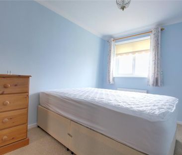 3 bedroom end of terrace house to rent - Photo 5