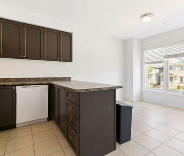 For Lease - 46 Lathbury Street, Brampton, Ontario - Photo 6