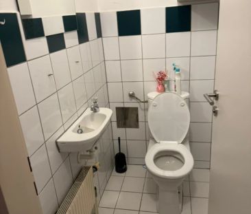 großzügige Altbauwohnung in ++ KNITTELFELD ++ - Photo 1