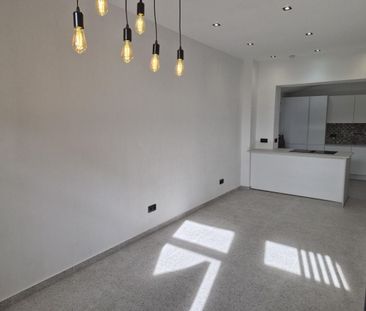 Rijwoning te huur in Sint-Genesius-Rode voor € 1.230 met 2 slaapkamers - Photo 1
