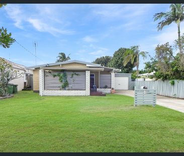 COSY BEACHSIDE HOME - Photo 5