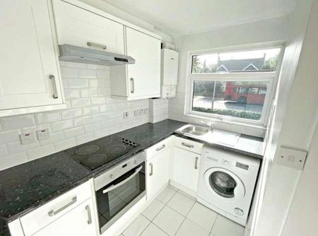 Napier Court, Outram Road, Croydon, CR0 - Photo 3