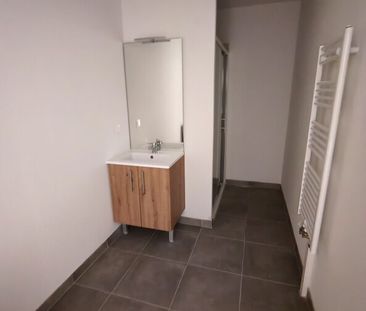 Location Appartement 2 pièces 42m² LABARTHE SUR LEZE 31860 - Photo 4