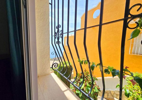 2 bedroom sea view apartment for rent in Cumbre del Sol