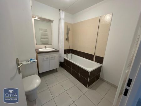 Location Appartement 2 pièces 39m² HENIN BEAUMONT 62110 - Photo 5