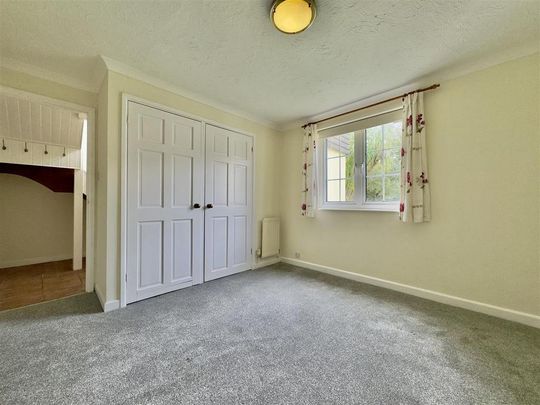 2 bedroom detached house to rent - Photo 1