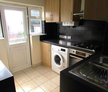 Woodcock Hill, Harrow, Middlesex, HA3 - Photo 3