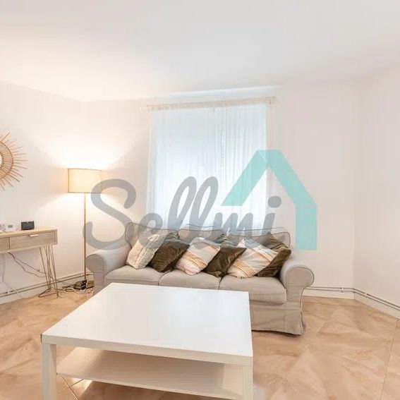 Alquiler de piso en Calle Cardenal Arce Ochotorena - Photo 1