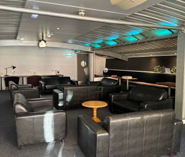 3 Bed Flat - Photo 1