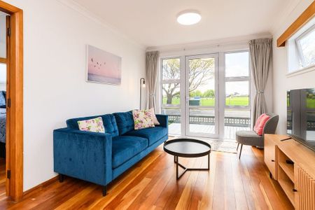 Fully furnished one bedroom flat - Photo 5