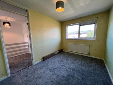 3 bedroom terraced house to rent - Photo 4