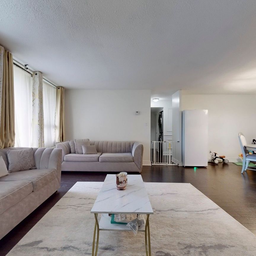 For Lease - 50 Mississauga Valley Boulevard Unit# 413, Mississauga, Ontario - Photo 1