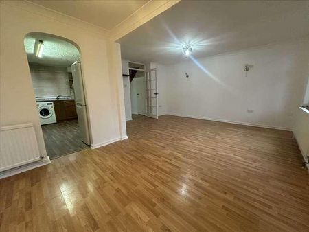 Shepherds Path, Northolt, UB5 - Photo 2