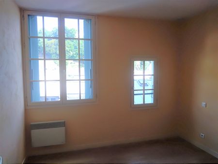 Location Appartement 2 pièces 49m² TULLE 19000 - Photo 3