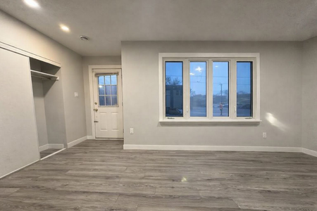 For Lease - 1227 Trafalgar Street, London East, Ontario - Photo 2