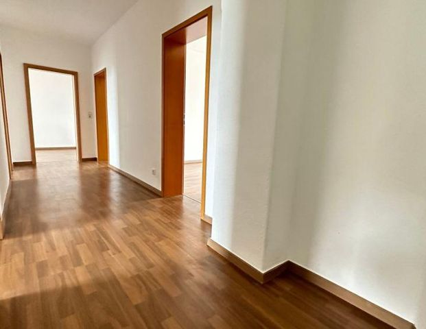 3. OG ! Balkon - großer Wohn- und Schlafbereich - Tageslichtbad ! - Photo 1