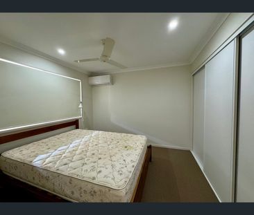 2/2 KINGFISHER Street, Moranbah, Qld 4744 - Photo 4