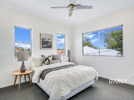 66 MONTPELIER ST - Photo 3