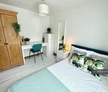 5 bedroom terraced house to rent - Photo 5