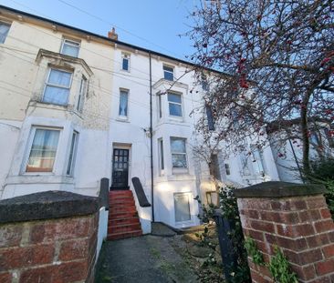 Brockhurst Road, Gosport - Photo 5