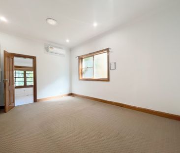 &ast;&ast; Deposit Taken&comma; &dollar;990&sol;Wk &ast;&ast; - Photo 2