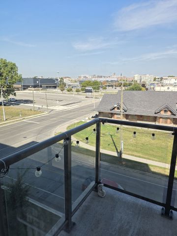 For Lease - 7 Erie Avenue Unit# 401, Brantford, Ontario - Photo 4