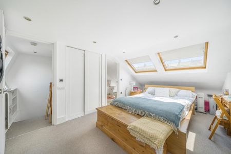 Harbut Road, London SW11 - Photo 4