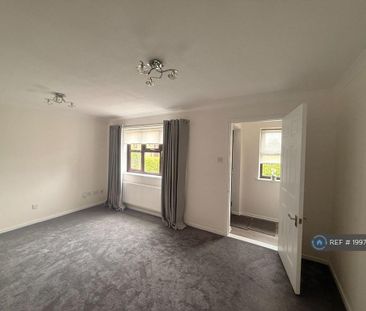 3 bedroom end of terrace house to rent - Photo 6