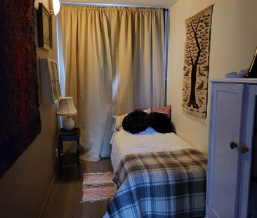 Skäftingebacken, Spånga - Photo 1