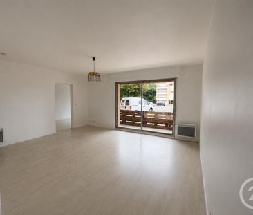 Location Appartement 2 pièces 46m² MONT DE MARSAN 40000 - Photo 1