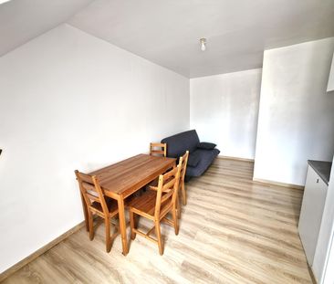 Location Appartement 1 pièce 19m² - Photo 5