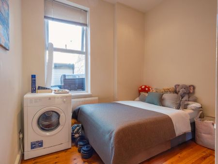2 bedroom ground floor flat to rent - Photo 3