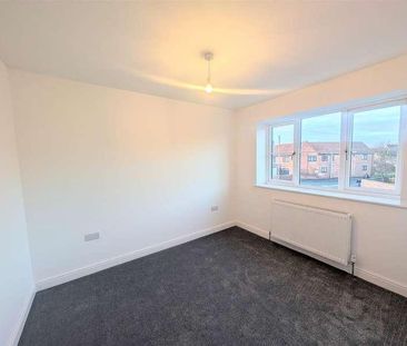 Main Street, Claypole, NG23 - Photo 1