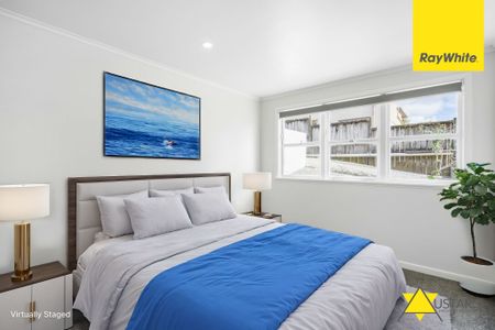 Charming 2-Bedroom Unit with Open Plan Living - Photo 5