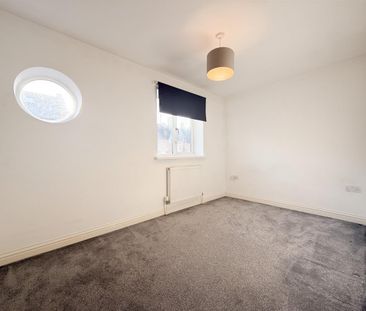 Off Gloucester Road, Cheltenham GL51 8PH - Photo 2