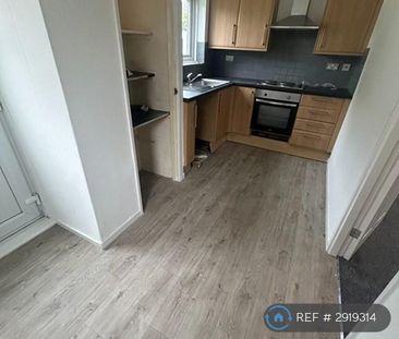 2 bedroom semi-detached house to rent - Photo 4