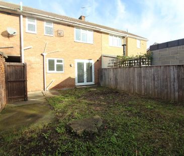 3 bedroom terraced house to rent - Photo 4