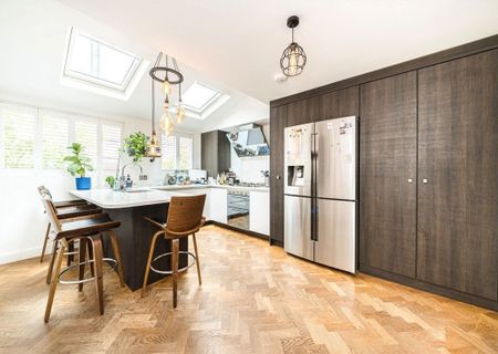 Rotherham Walk - Photo 5