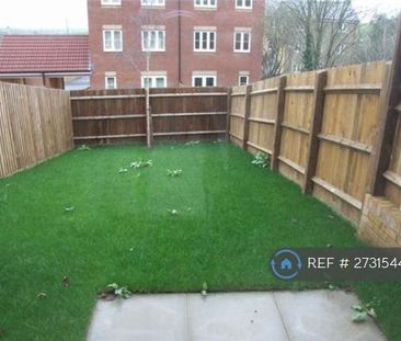3 bedroom terraced house to rent - Photo 6