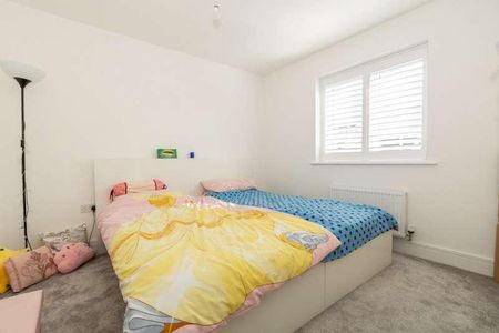 Robert Mccarthy Place, Beaulieu Park, Cm, CM1 - Photo 3