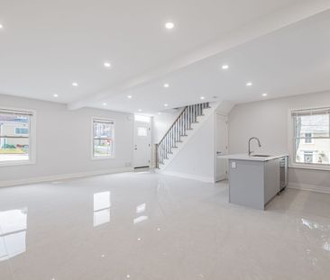For Lease - 41 Arnold Crescent Unit# #1 (Main), Richmond Hill, Ontario - Photo 4