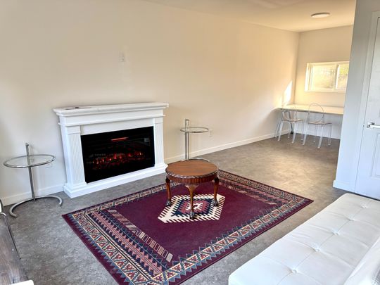 For Lease - 41 Back Lane, Prince Edward County, Ontario - Photo 1