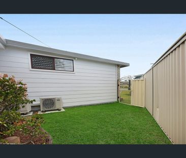 Fully Updated Low Maintenance Duplex - Photo 3