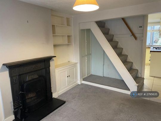 2 bedroom terraced house to rent - Photo 1