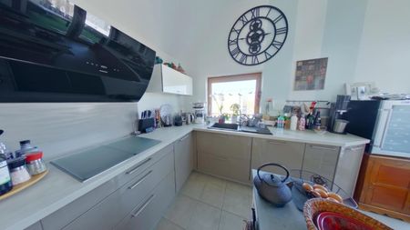 Location Appartement 5 pièces 132m² TOURS 37200 - Photo 4