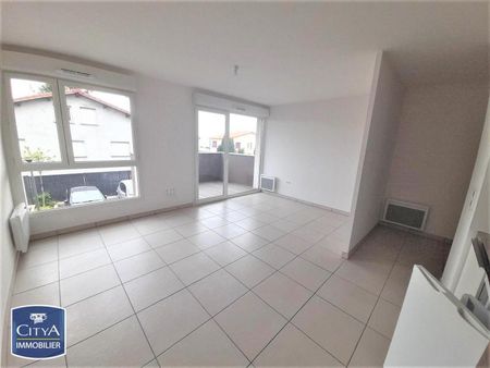 Location Appartement 1 pièce 33m² CLERMONT FERRAND 63000 - Photo 2